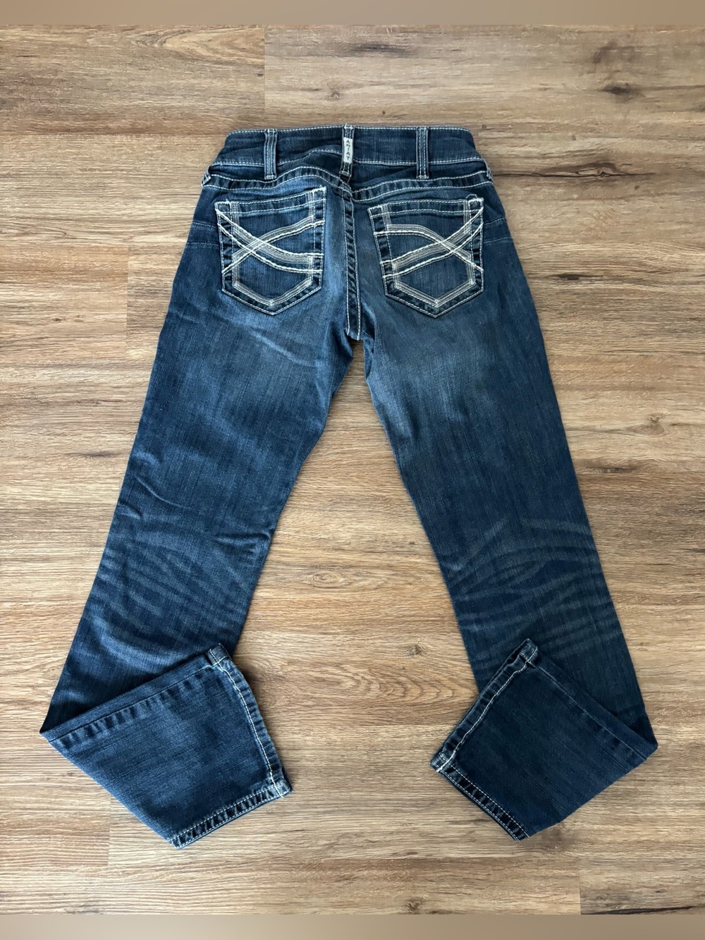 Women’s Ariat 27, 27R bootcut jeans. Great cond. Preloved. See additional info